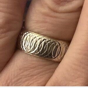 Vintage 14k White & Yellow Gold Wedding Band Swirl Design 7mm 6.03 Gram Size 6.5